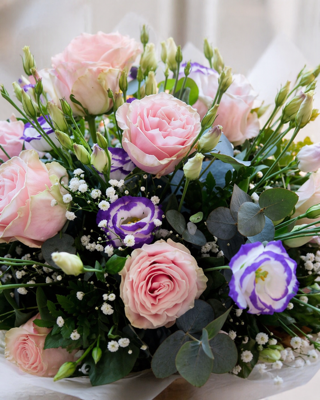 Bouquet Con Lisianthus Con Rosa 9 PZ